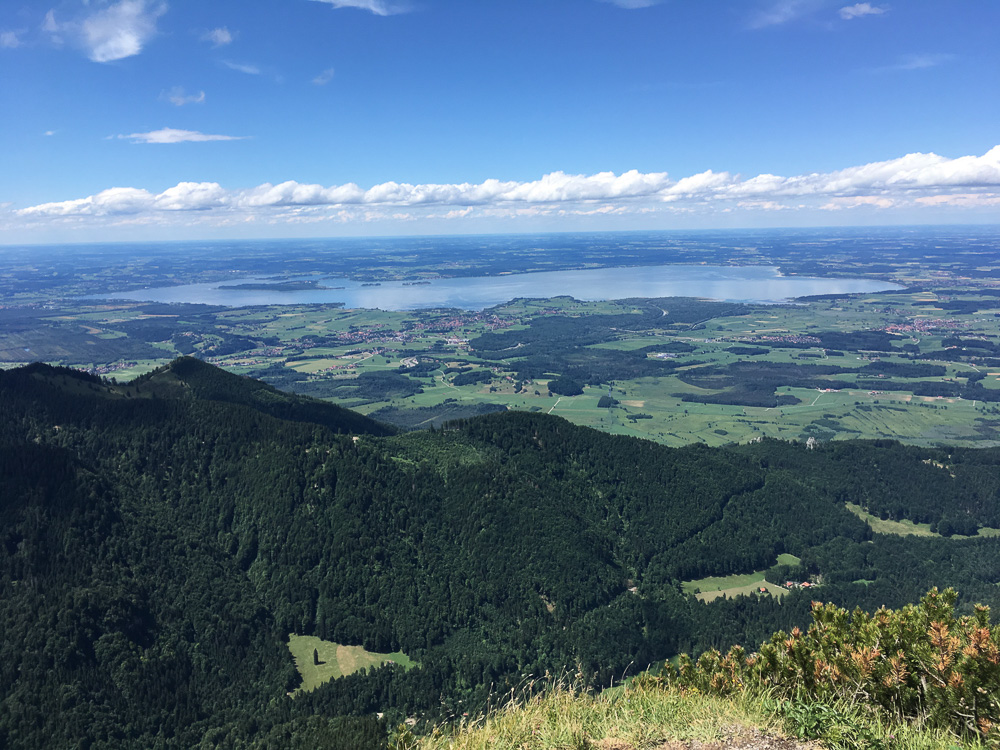 Blick ins Chiemgau und über den Chiemsee